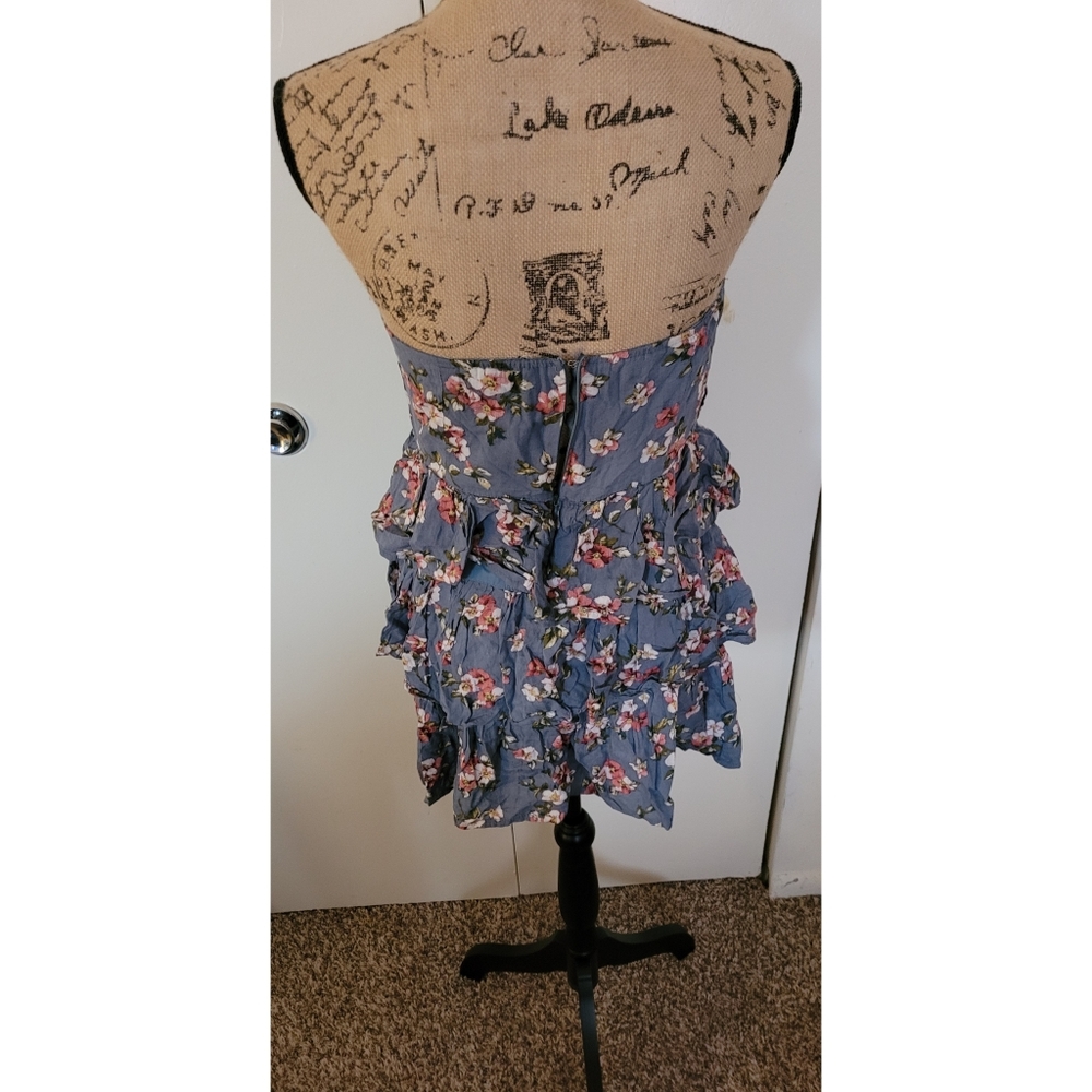 Spring Ruffles Dress - Picture 2 of 2